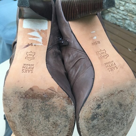 Saks Fifth Avenue leather heeled booties size 8.5 - Picture 6 of 8